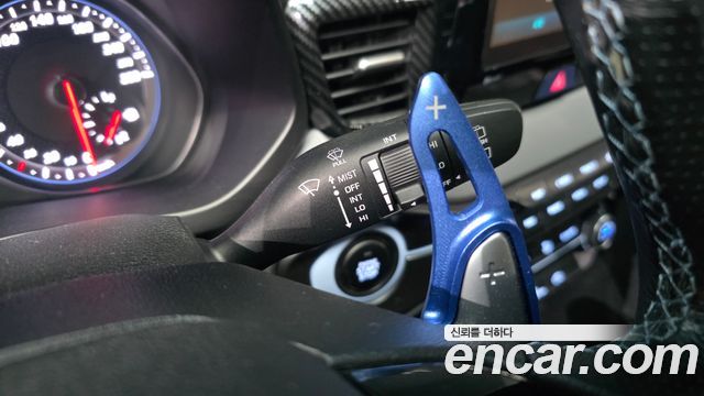 Hyundai Veloster 2021 — photo 20