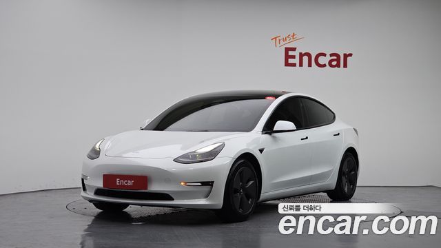 Tesla Model 3 2022 — photo 1