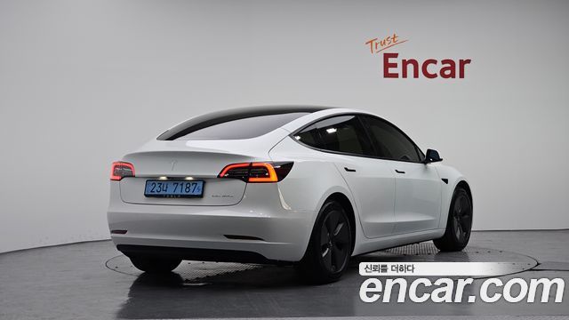 Tesla Model 3 2022 — photo 2