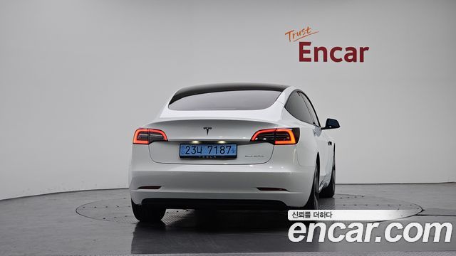 Tesla Model 3 2022 — photo 4