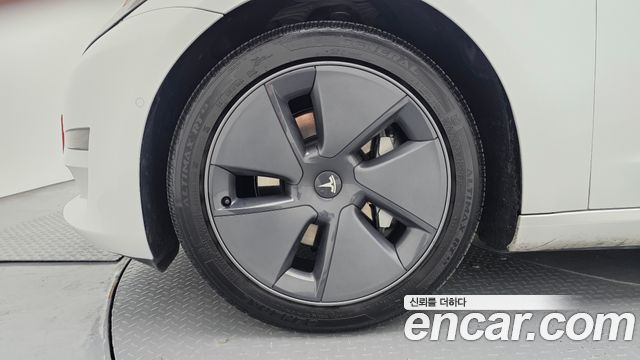 Tesla Model 3 2022 — photo 5