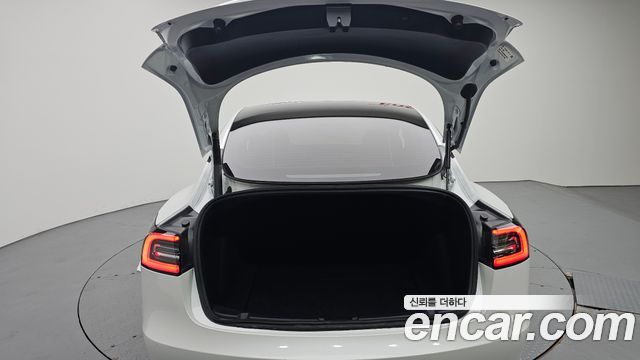 Tesla Model 3 2022 — photo 20