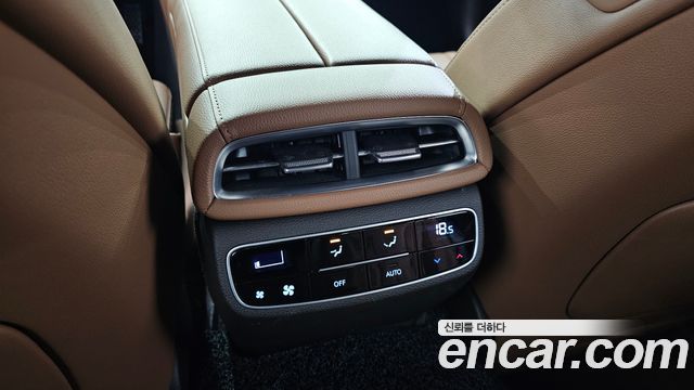 Genesis G80 2022 — photo 34
