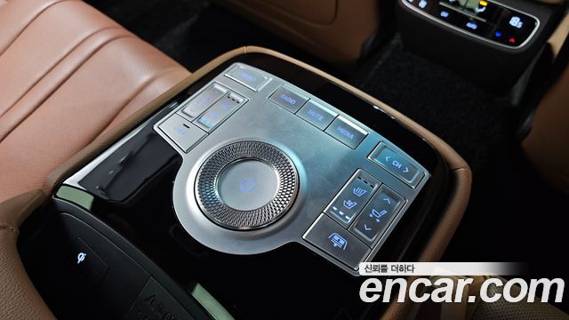 Genesis G80 2022 — photo 36
