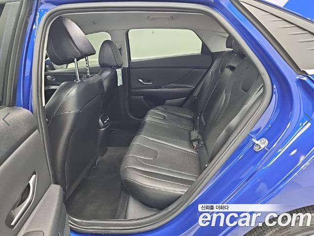 Hyundai AVANTE 2021 — photo 12