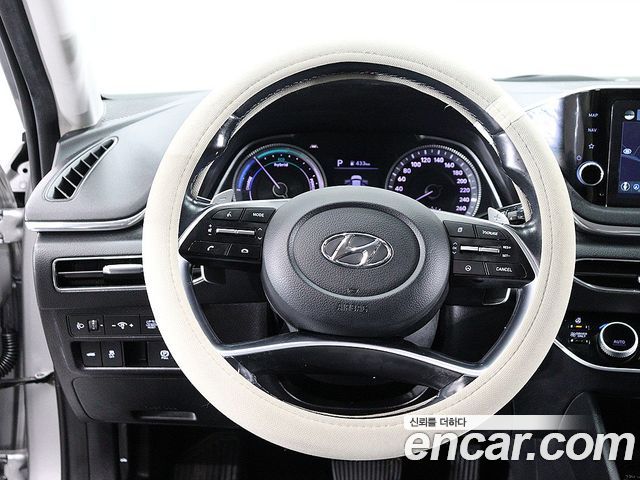 Hyundai Sonata 2020 — photo 16