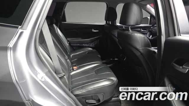 Hyundai Santafe 2021 — photo 18