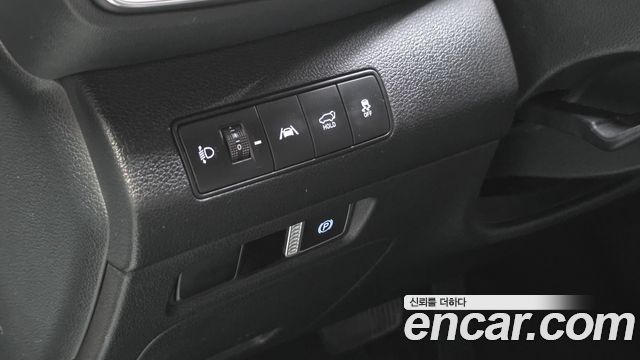 Hyundai Santafe 2021 — photo 24
