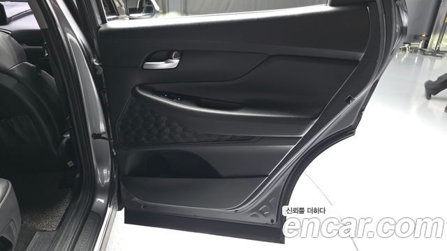 Hyundai Santafe 2021 — photo 15