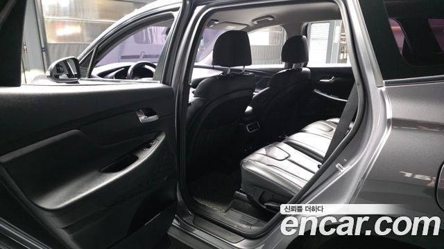 Hyundai Santafe 2021 — photo 16