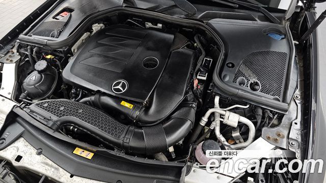 Mercedes-Benz E-Class 2021 — photo 6