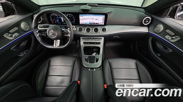 Mercedes-Benz E-Class 2021 — photo 10