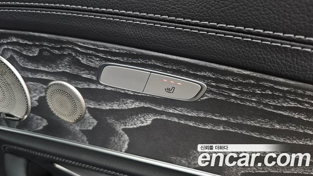 Mercedes-Benz E-Class 2021 — photo 24