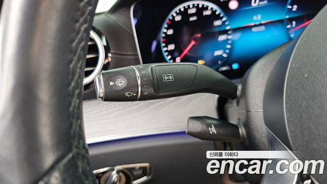 Mercedes-Benz E-Class 2021 — photo 28
