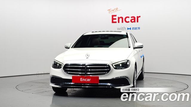 Mercedes-Benz E-Class 2021 — photo 3