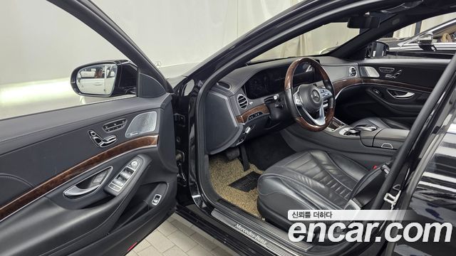 Mercedes-Benz S-Class 2018 — photo 10