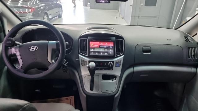 Hyundai Starex 2017 — photo 7