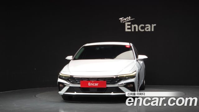 Hyundai AVANTE 2024 — photo 3