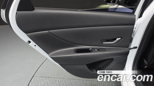 Hyundai AVANTE 2024 — photo 15