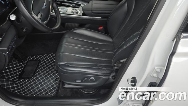 Genesis GV80 2020 — photo 24