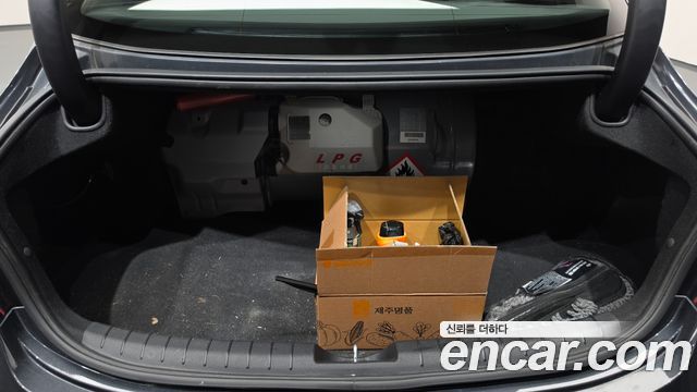 Hyundai Grandeur 2019 — photo 22
