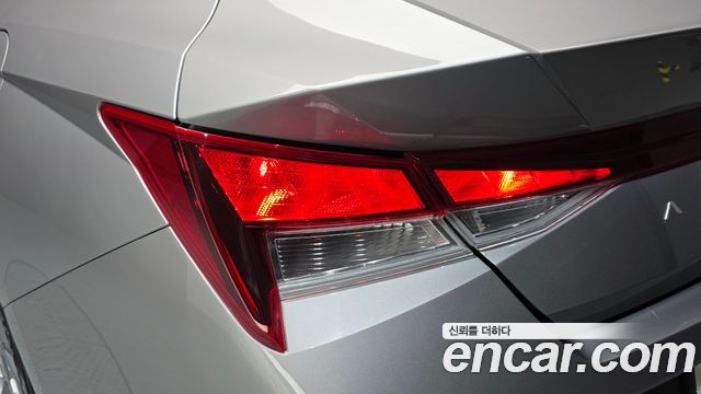 Hyundai AVANTE 2024 — photo 9