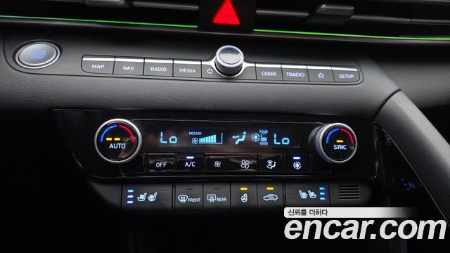 Hyundai AVANTE 2024 — photo 27