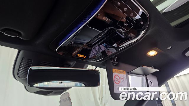 Mercedes-Benz GLC-Class 2023 — photo 27