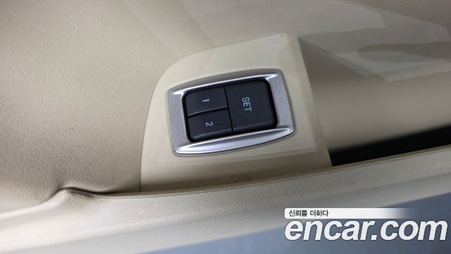 Jaguar XF 2014 — photo 17