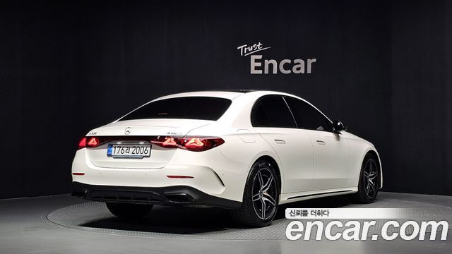 Mercedes-Benz E-Class 2025 — photo 2