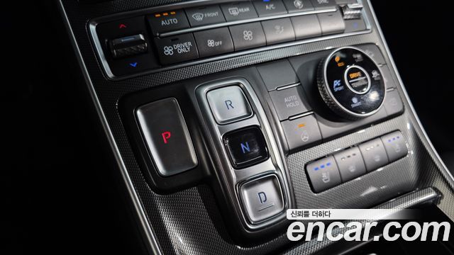Hyundai Santafe 2023 — photo 12