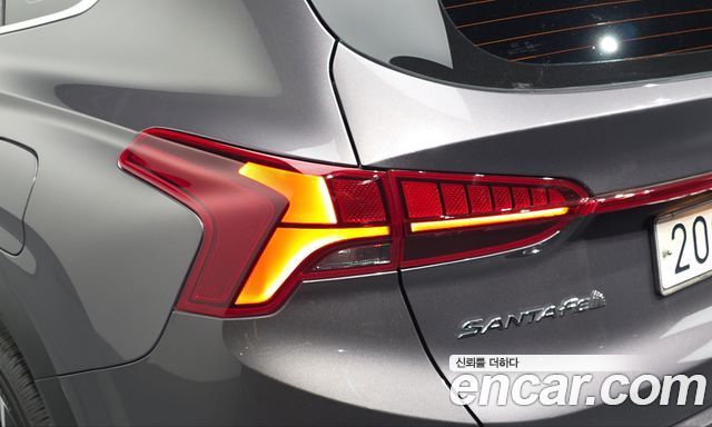 Hyundai Santafe 2023 — photo 9