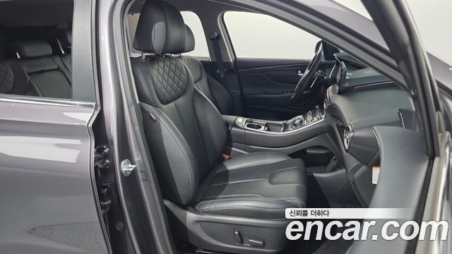 Hyundai Santafe 2023 — photo 16