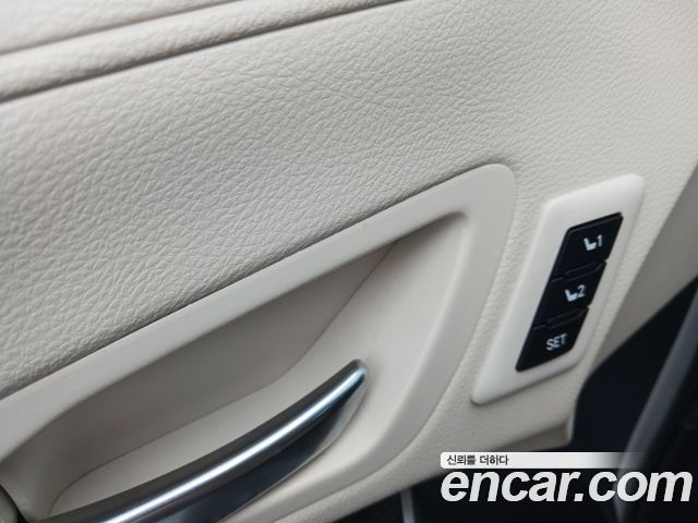 Toyota Sienna 2021 — photo 11