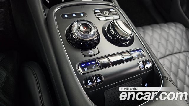 Genesis G90 2025 — photo 12