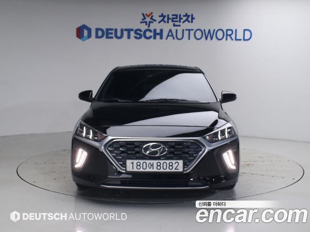 Hyundai Ioniq 2020 — photo 3