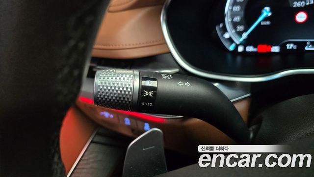 Genesis G80 2022 — photo 23