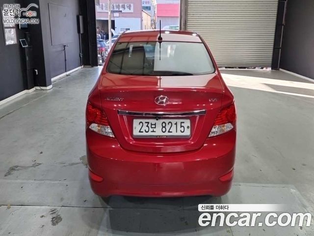 Hyundai Accent 2015 — photo 4