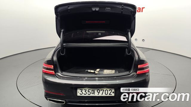 Genesis G80 2021 — photo 26