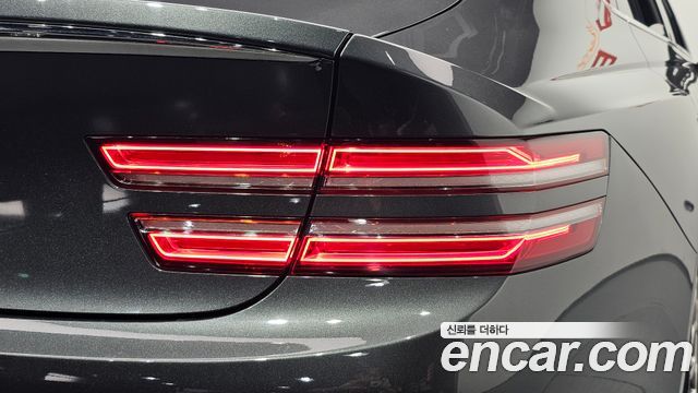 Genesis G80 2021 — photo 9