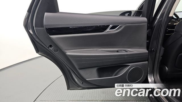 Genesis G80 2021 — photo 15