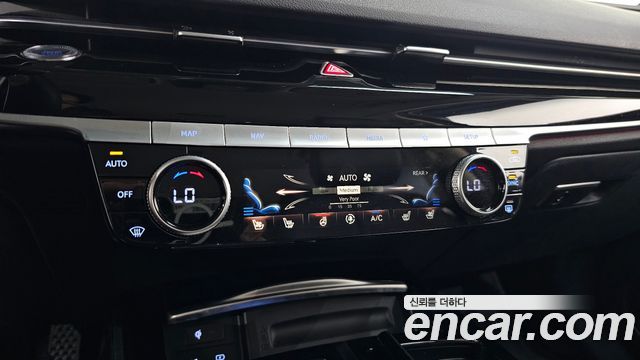 Genesis G80 2021 — photo 34