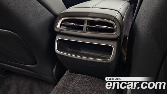 Genesis G80 2021 — photo 36