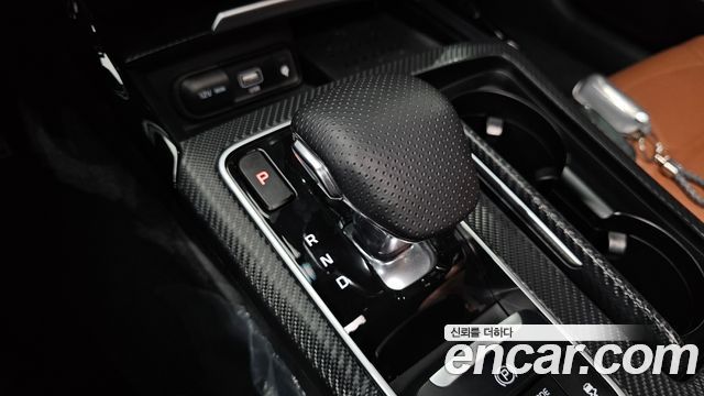 Kia Stinger 2023 — photo 12