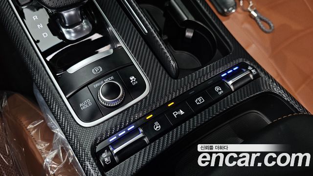 Kia Stinger 2023 — photo 28