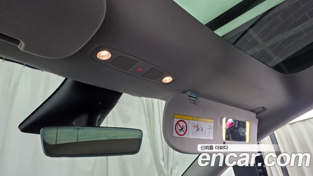 Tesla Model Y 2024 — photo 23