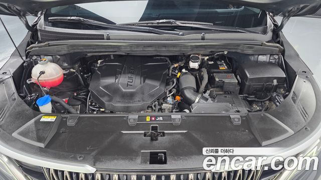 Kia Canival 2023 — photo 6