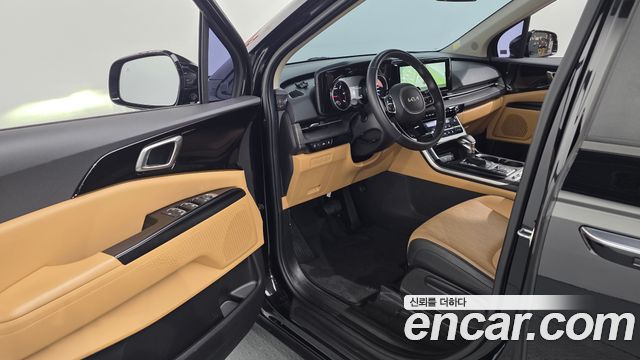 Kia Canival 2023 — photo 13