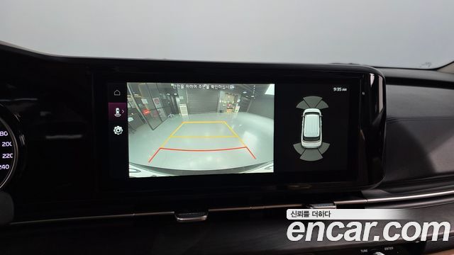 Kia Canival 2023 — photo 21