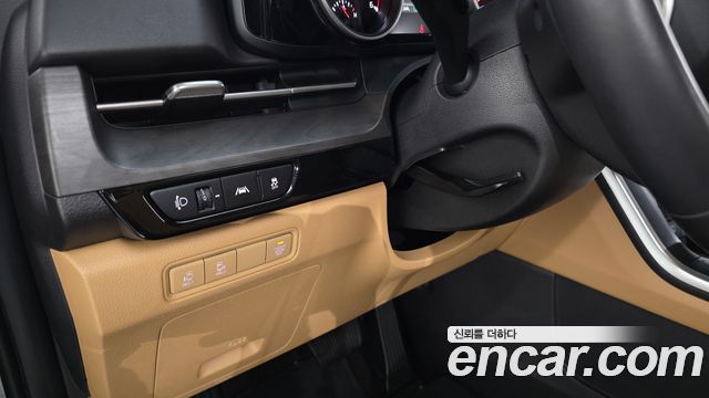 Kia Canival 2023 — photo 26